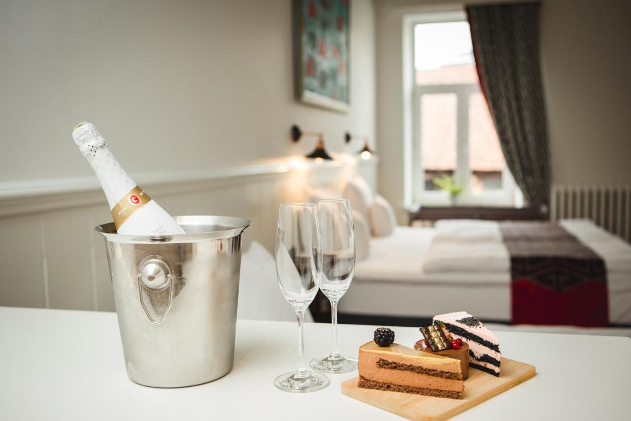 Art Hotel Roma Liepāja Esterno foto