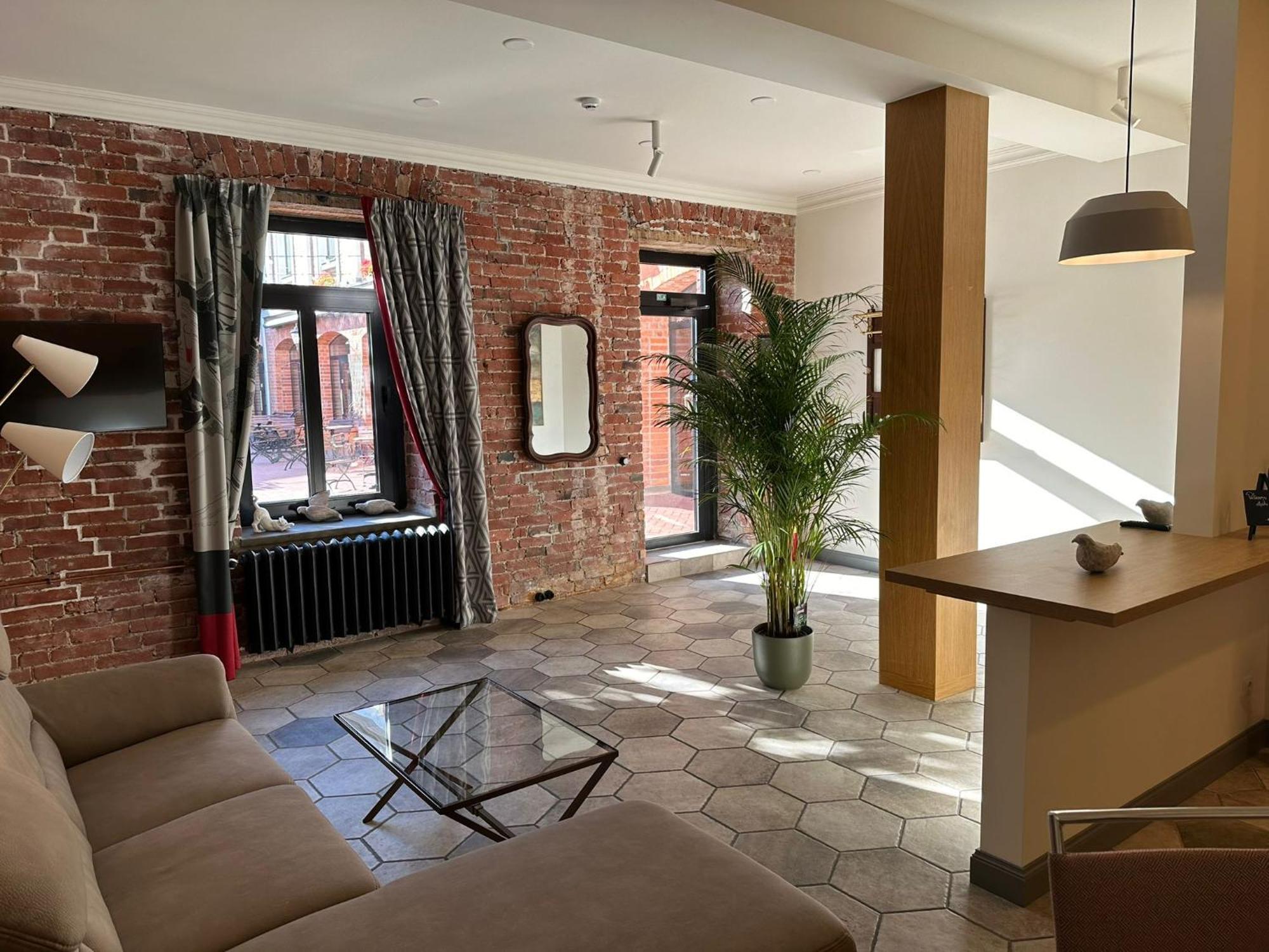 Art Hotel Roma Liepāja Esterno foto
